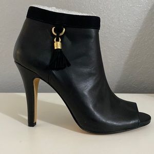 Brand New Vince Camuto Kevia Booties